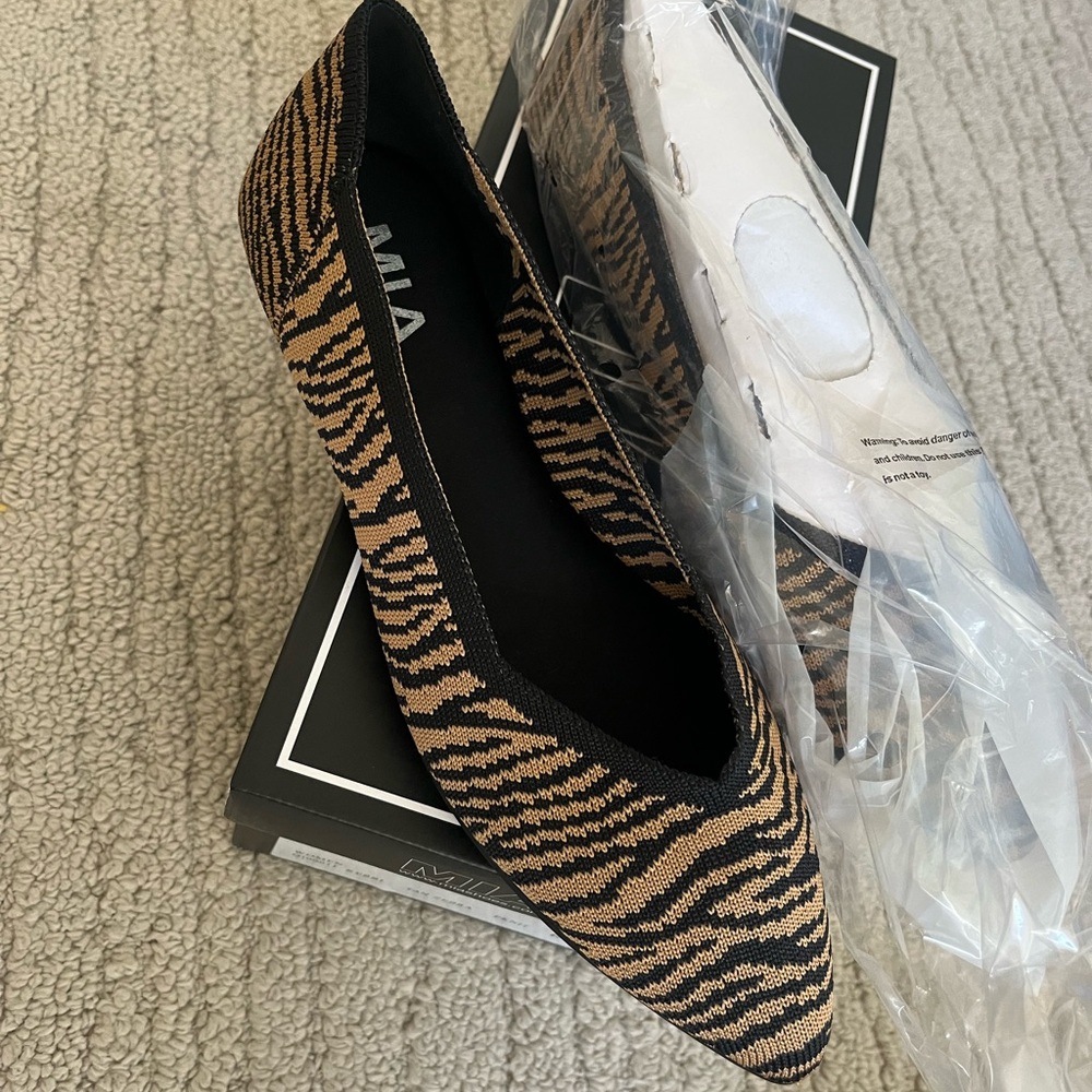 MIA Kerri Zebra print flats - Black and Tan